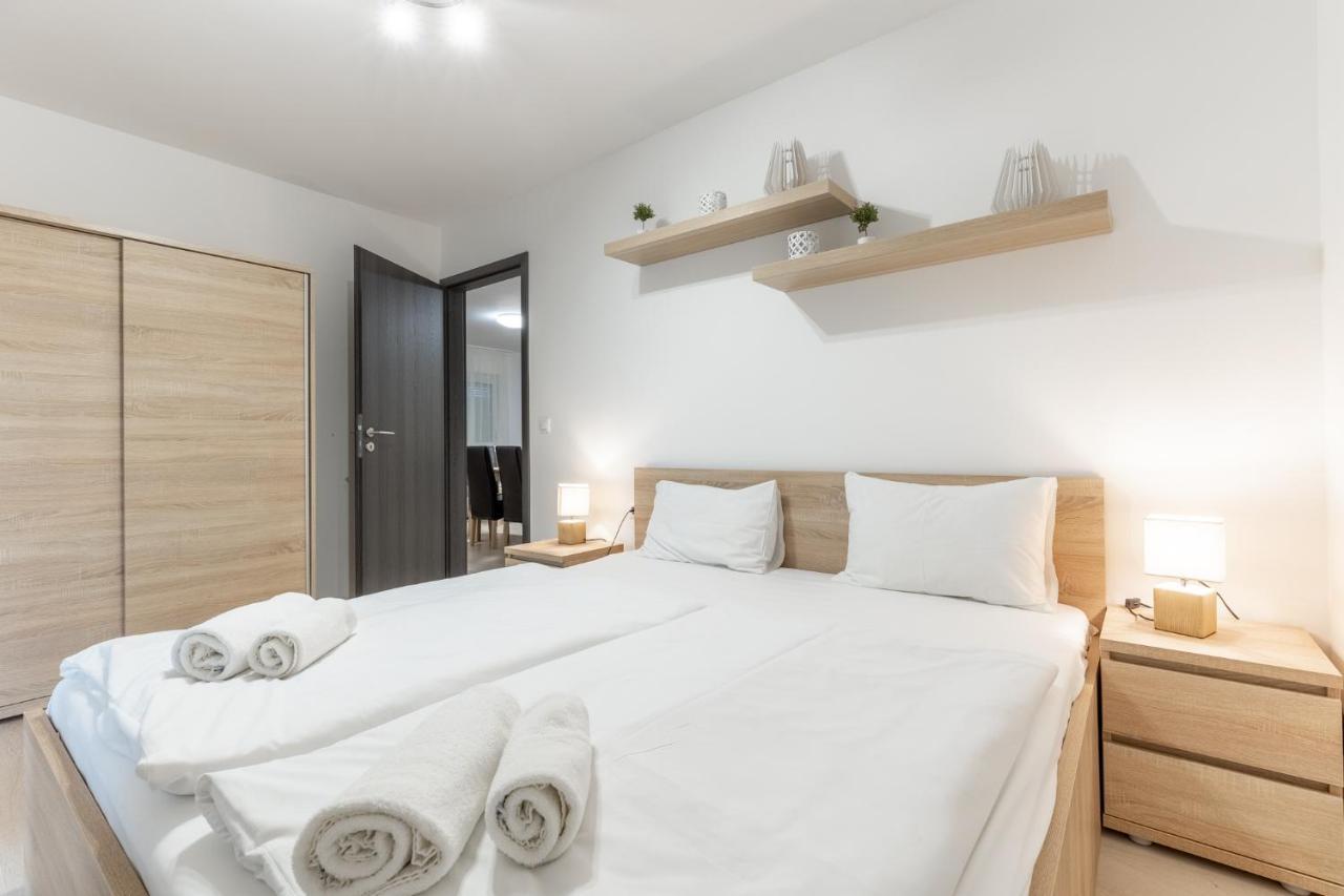Leda Apartmanok By Bltn Шиофок Экстерьер фото